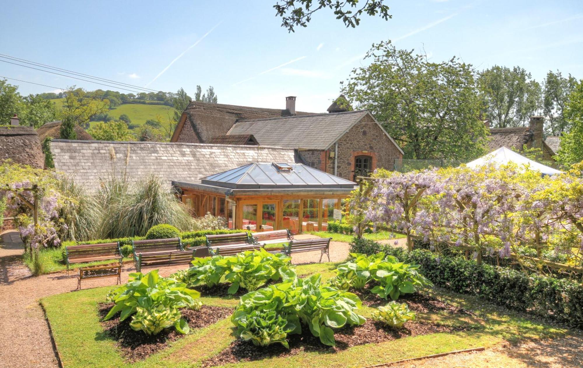 Villa Bickleigh Castle Tiverton  Esterno foto